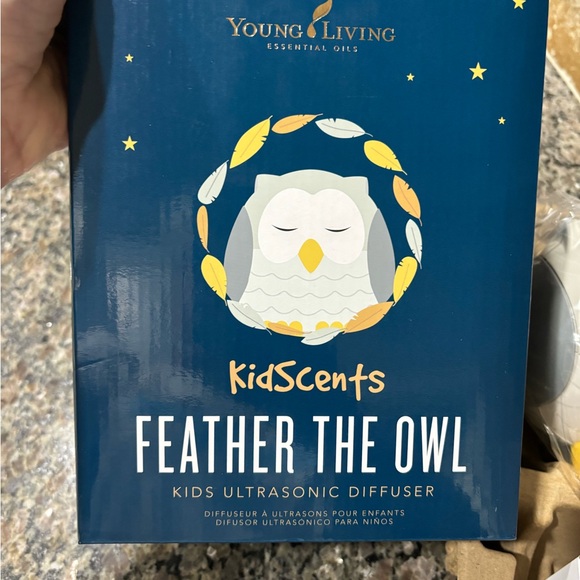 Young Living Feather the Owl Kid Scent diffuser - Picture 3 of 5